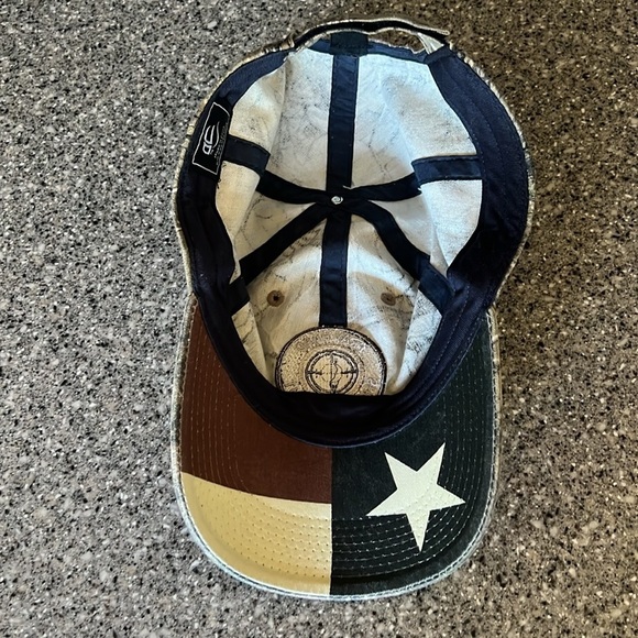 Realtree American Flag Brim Hunting Camouflage Cap adjustable - Picture 7 of 9